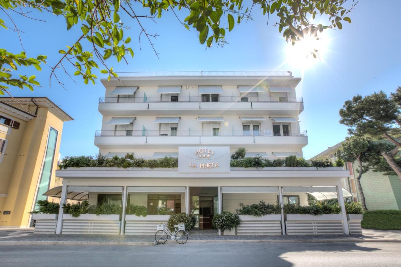 Hotel La Pineta Pineto Kültér fotó