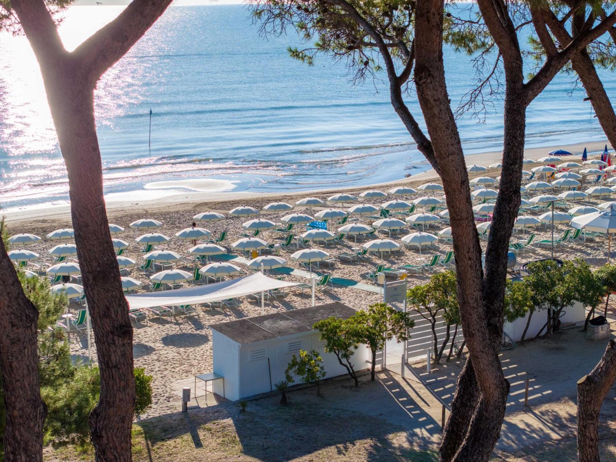 Hotel La Pineta Pineto Kültér fotó